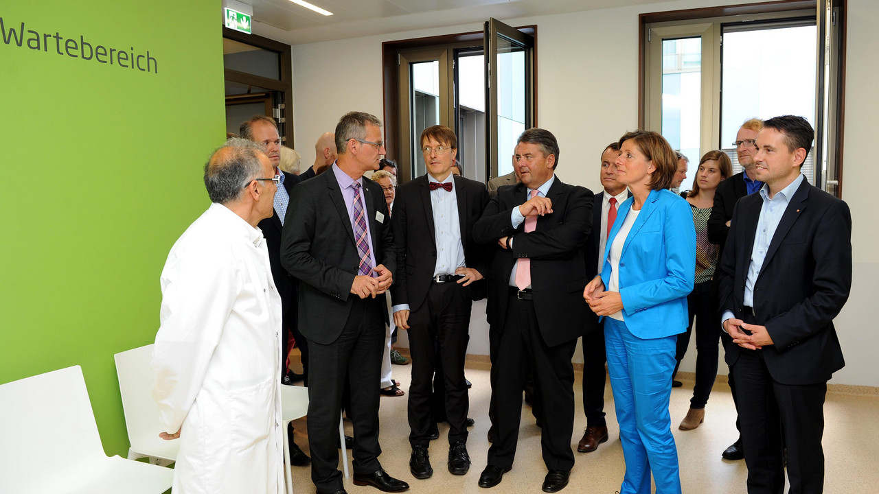 Ministerpräsidentin Malu Dreyer begleitet Vizekanzler Sigmar Gabriel auf den Stationen seiner Sommerreise in Rheinland-Pfalz
