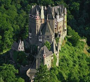 Burg Eltz; Bild: rlp-Archiv