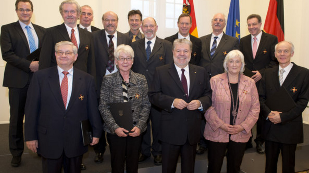 Gruppenbild Landesverdienstorden; Bild: Peter Pulkowski / © Staatskanzlei