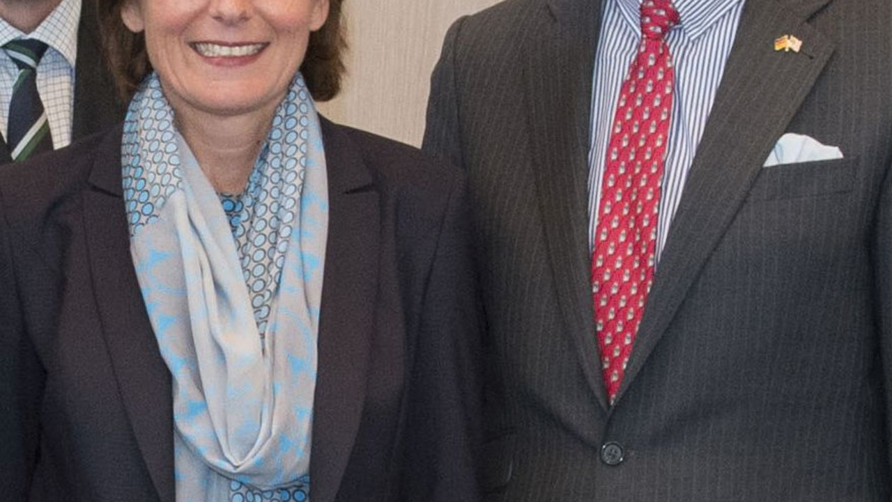 Vertreter der American Chamber of Commerce trafen Ministerpräsidentin Malu Dreyer und Wirtschaftsministerin Eveline Lemke in der Staatskanzlei; Bild: Pulkowski