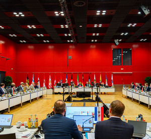 Die Rundfunkkommission der Länder tagt in der Rheingoldhalle.