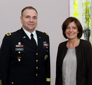Ministerpräsidentin Malu Dreyer empfing Generalleutnant Ben Hodges zum Antrittsbesuch in der Staatskanzlei; Bild: Schäfer / © Staatskanzlei RLP