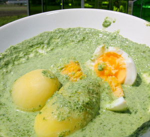 Essen am Gründonnerstag; Bild: dpa