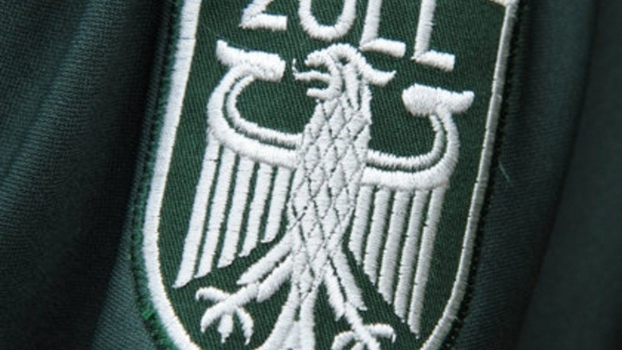 Dienstabzeichen Zoll; Bild: dpa