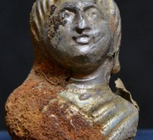 Silberne Statuetten aus dem Barbarenschatz; Bild: dpa
