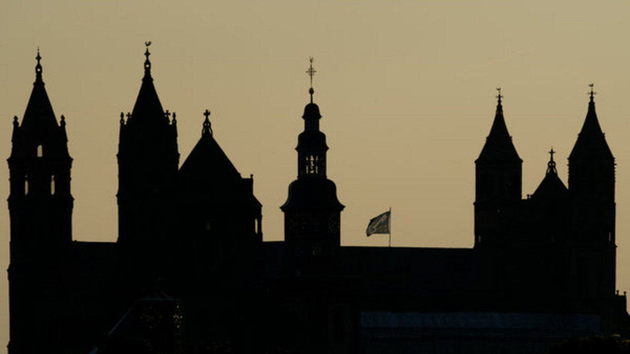 Wormser Dom im Abendlicht