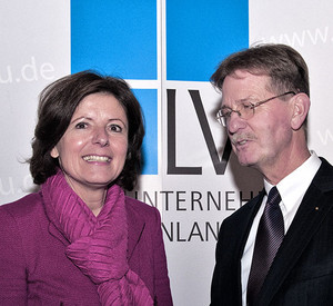 Ministerpräsidentin Malu Dreyer mit LVU-Präsident Gerhard Braun; Bild: LVU / Benz