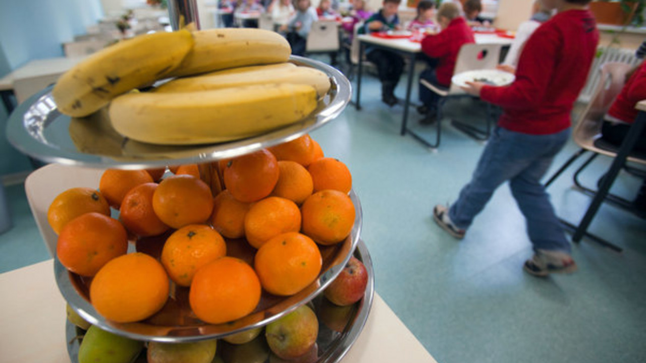 Gesundes Essen in der Schule; Bild: dpa