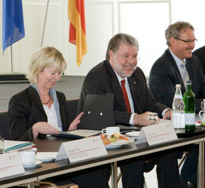 Pakt für Rheinland-Pfalz; Bild: Stk