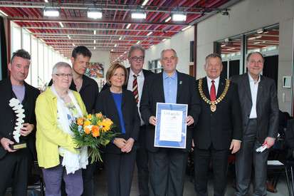 Ministerpräsidentin Malu Dreyer hält Laudatio: Ottmar Miles-Paul erhält Marburger Leuchtfeuer für soziale Bürgerrechte 2024