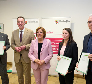 Ministerpräsidentin Malu Dreyer und Innenminister Michael Ebling übergaben Förderbescheide in Höhe von insgesamt 19,9 Millionen Euro.