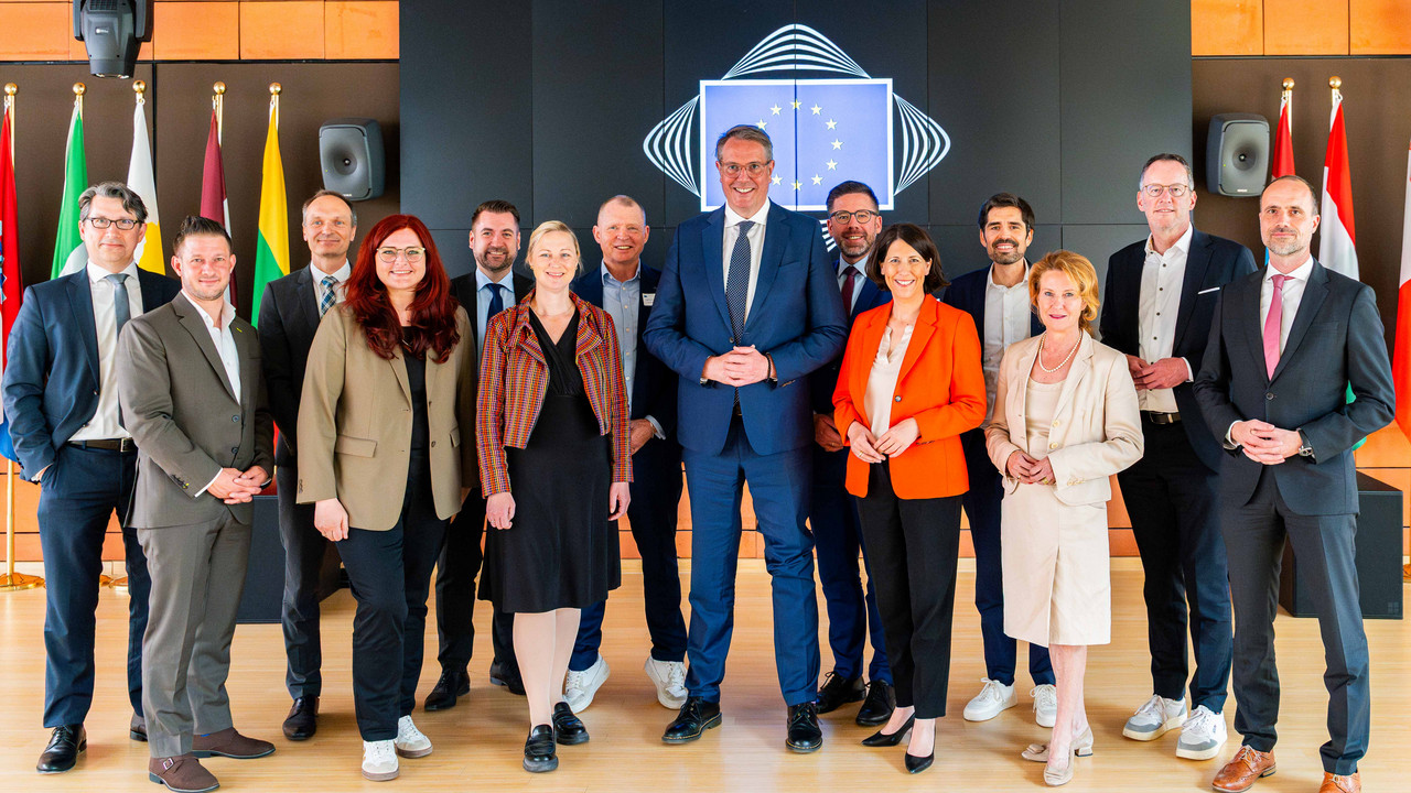Gruppenfoto auswärtige Ministerratssitzung in Brüssel.