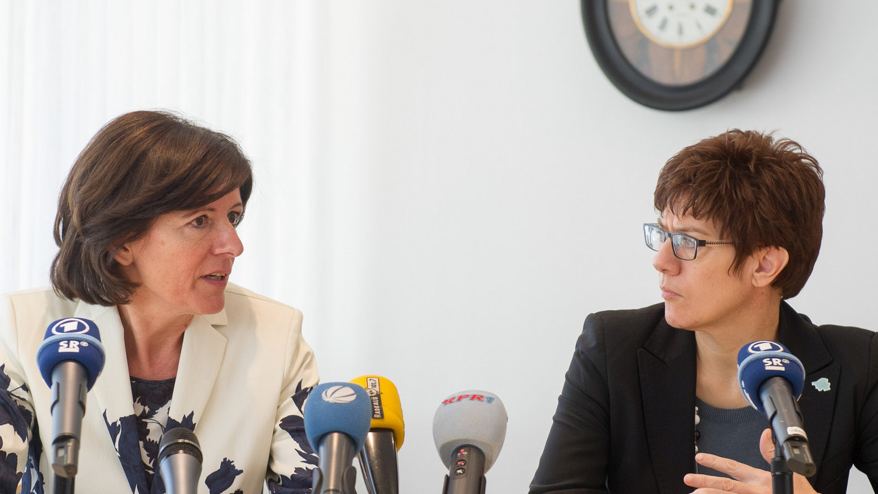 Dreyer und Kramp-Karrenbauer; Bild: Peter Kerkrath, Saarland Öffentlichkeitsarbeit