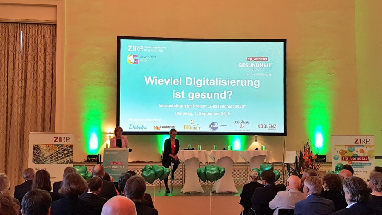 Ministerpräsidentin Malu Dreyer auf dem Zukunftskongress Gesundheit digital in Koblenz.