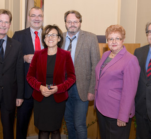 Gruppenbild der DiskussionsteilnehmerInnen; Bild: Peter Pulkowski