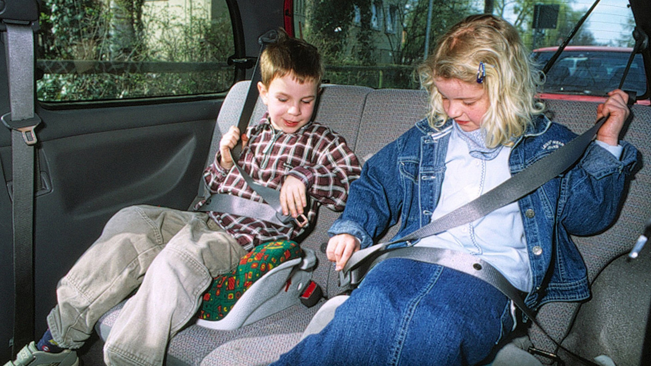 Kinder im Auto; Bild: rlp-Archiv