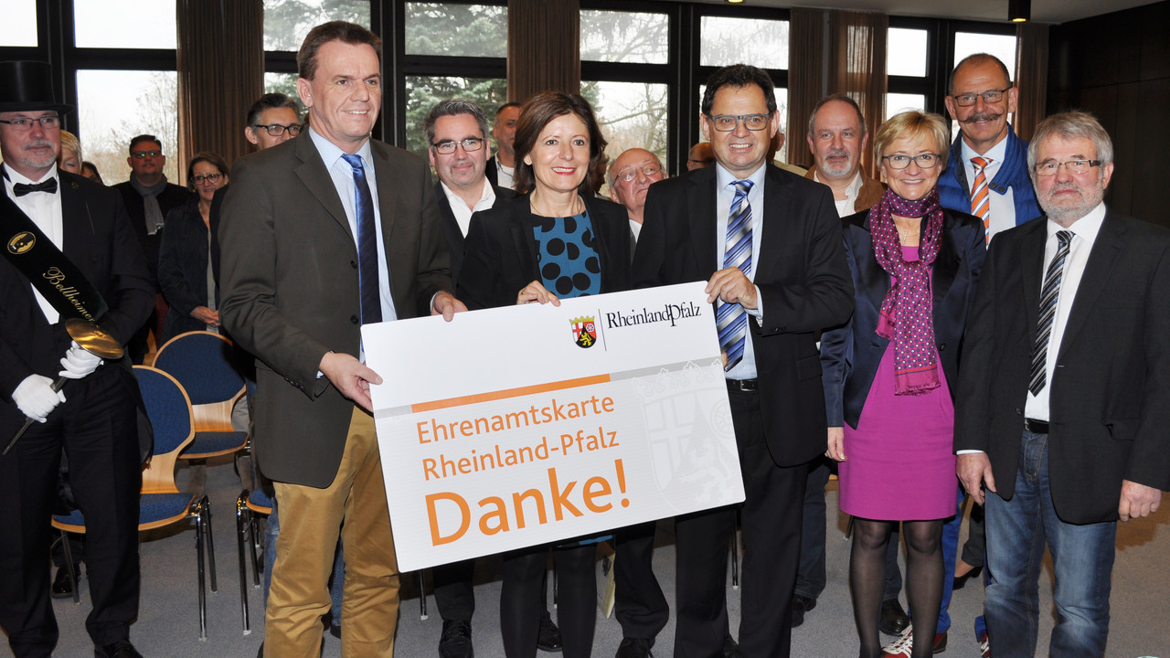 Einführung der Ehrenamtskarte in der 100. Kommune, der VG Bellheim