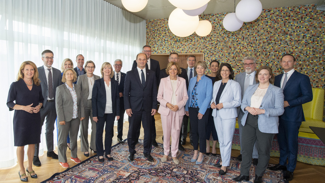 Ministerrat mit Malu Dreyer beim Treffen mit Vorstand BASF.