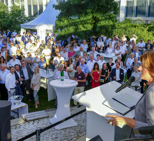 Ministerpräsidentin Malu Dreyer beim Sommerabend der Wirtschaft.