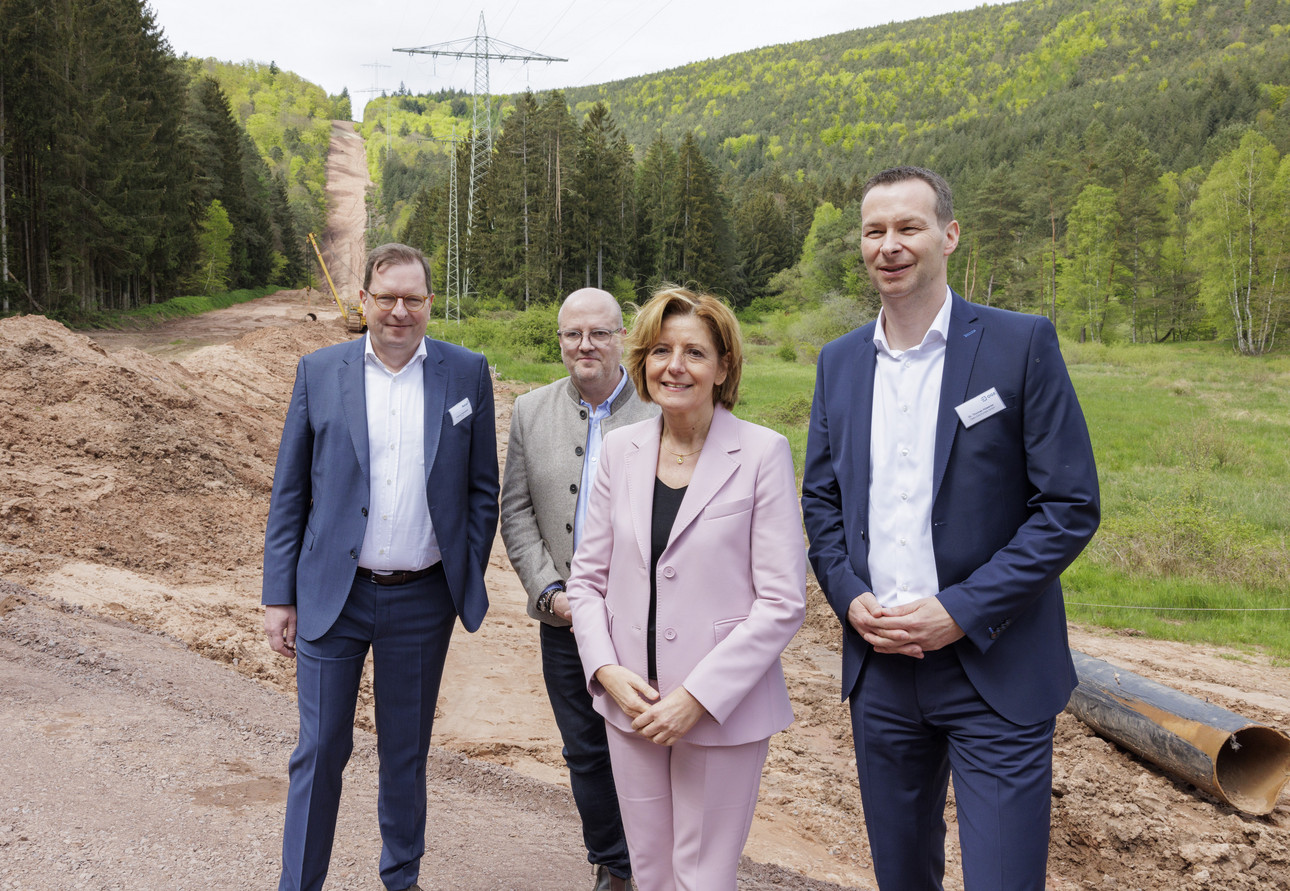Ministerpräsidentin Malu Dreyer Besuch Trasse TENP-Fernleitung