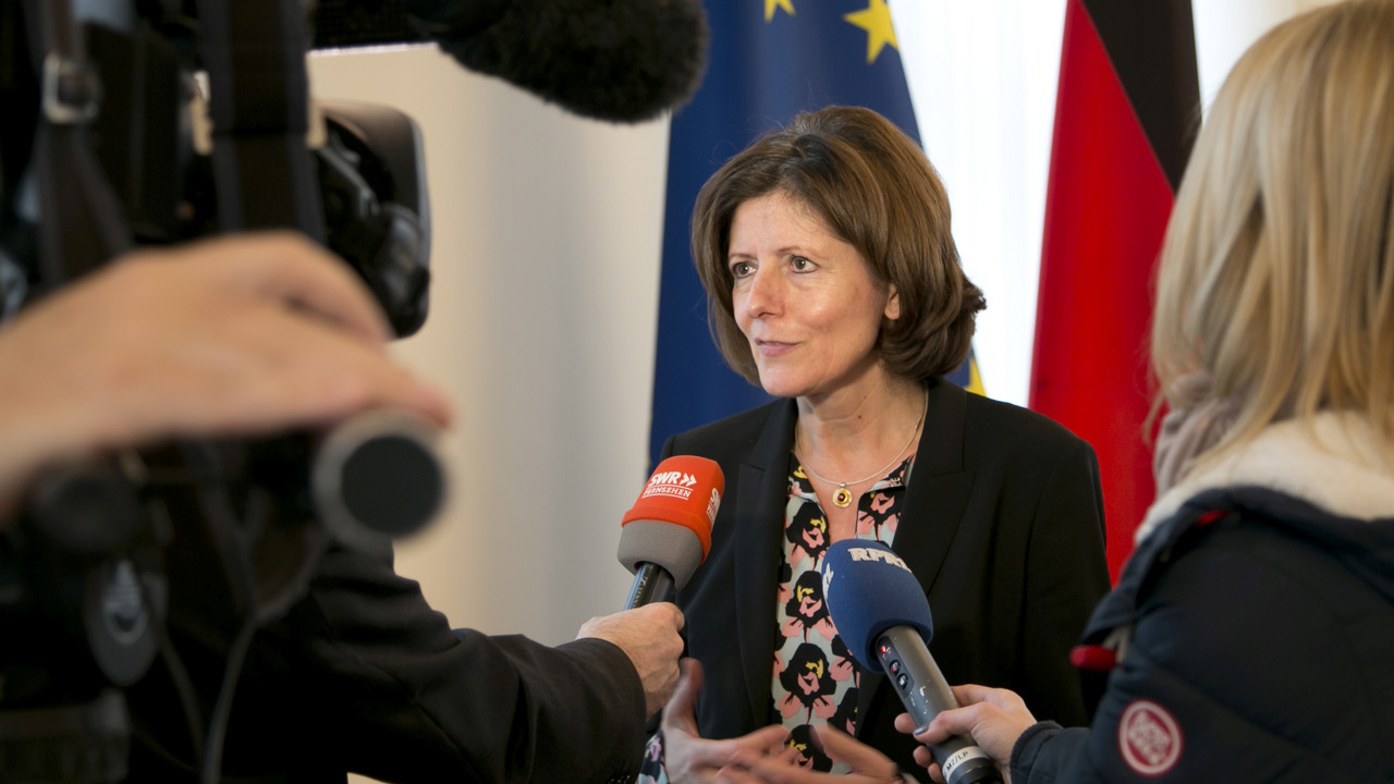 Ministerpräsidentin Dreyer gibt Interview