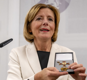 Ministerpräsidentin Malu Dreyer bei der Ordensverleihung.