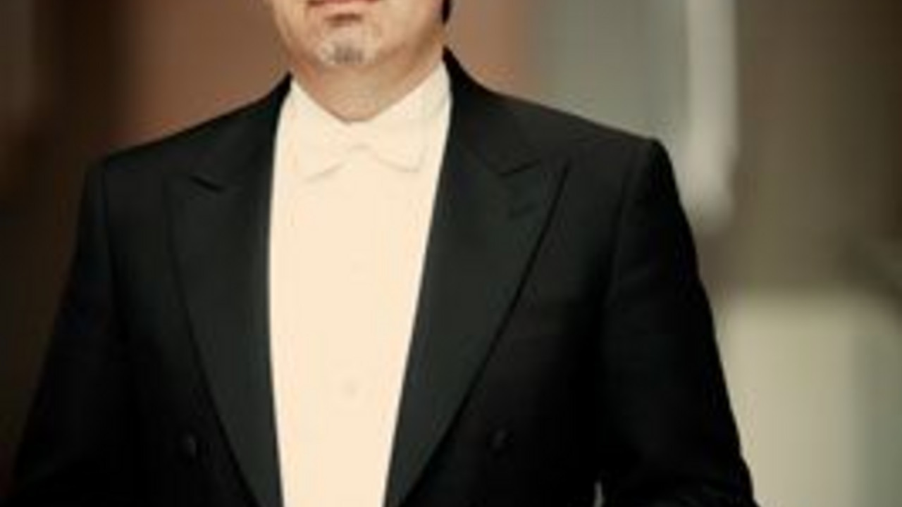 Daniel Raiskin; Bild: Rheinische Philharmonie
