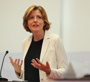 Ministerpräsidentin Malu Dreyer bei einer Pressekonferenz