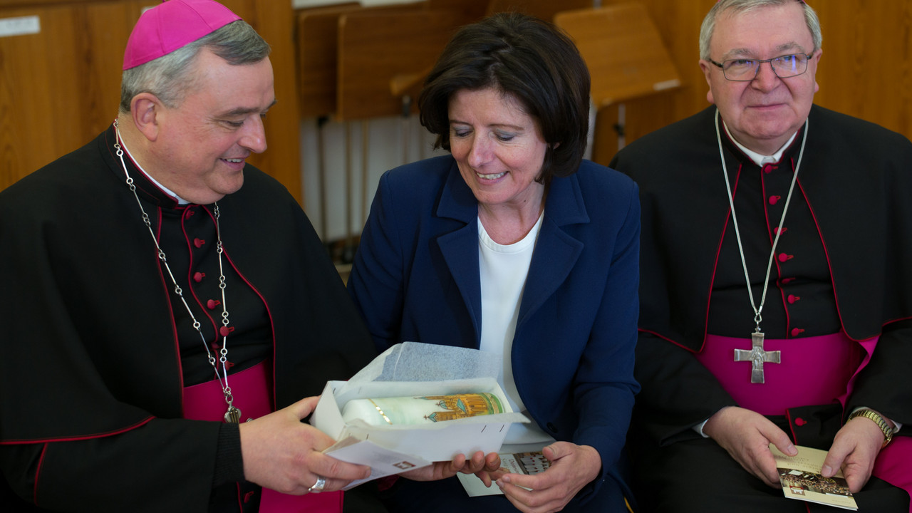 Ministerpräsidentin Malu Dreyer zu Besuch im Dom Speyer,