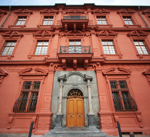 Blick auf die sanierte Fassade des Mainzer Schlosses; Bild: dpa