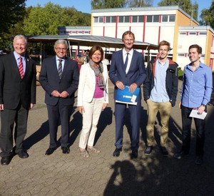 Ministerpräsidentin Malu Dreyer und Innenminister Roger Lewentz bei der Diskussionsveranstaltung am Johannes-Gymnasium in Lahnstein