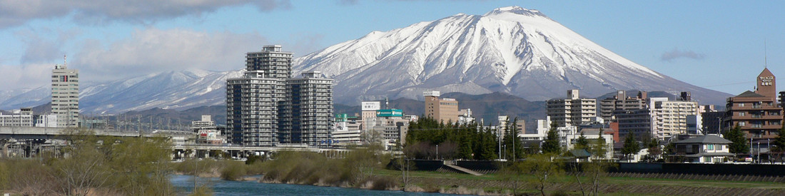 Die Stadt Morioka vor dem Berg Iwate