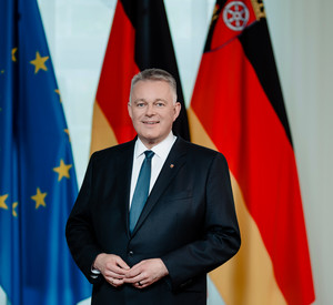 Foto Ministerpräsident Gordon Schnieder