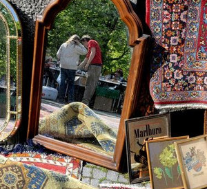 Flohmarkt-Stand; Bild: dpa