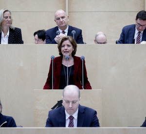 Malu Dreyer spricht im Bundesrat