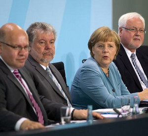 Altmaier, Beck, Merkel, Carstensen zum Energiekonzept; Bild: dpa