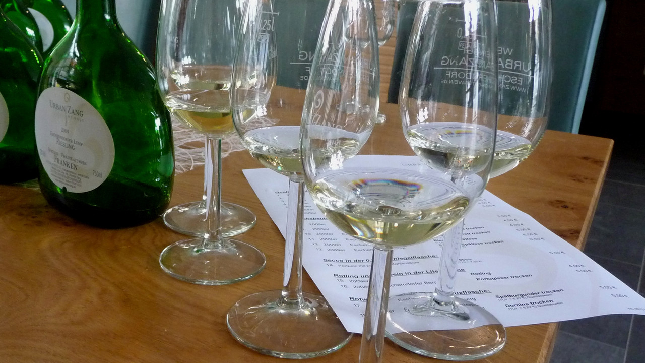 Weinprobe; Bild: dpa