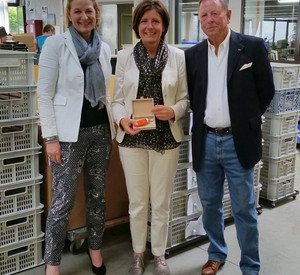 Ministerpräsidentin Malu Dreyer beim Unternehmensbesuch zusammen mit Geschäftsführerin Christine Brunk und Seniorchef Karl-Heinz Braun. Foto: Staatskanzlei RLP