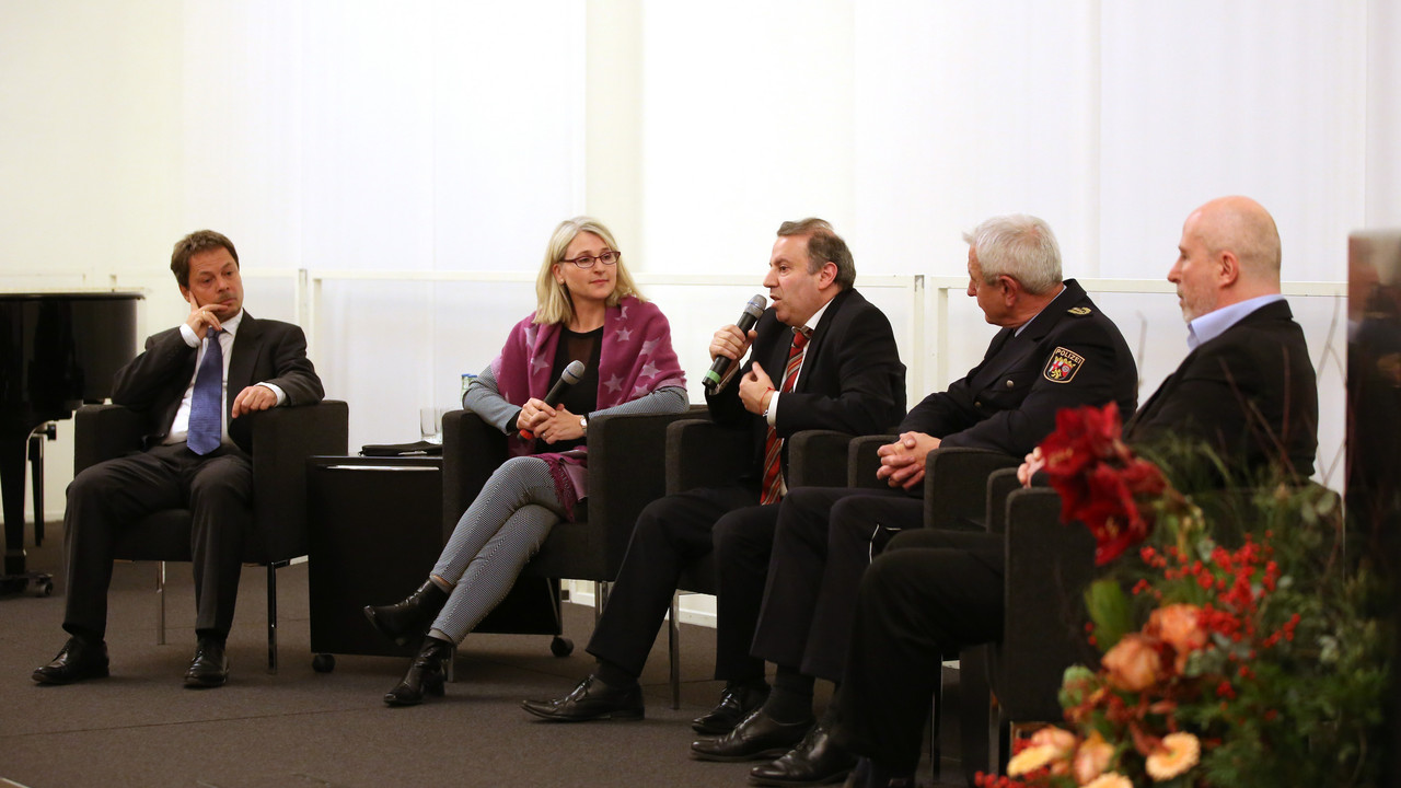 Podiumsdiskussion