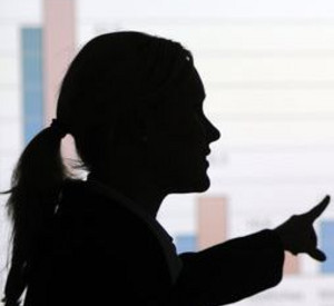 Ende 2013 waren nur 4,4 Prozent aller Vorstände und 15,1 Prozent aller Aufsichtsräte in den TOP-200-Unternehmen in Deutschland mit Frauen besetzt; Bild: dpa