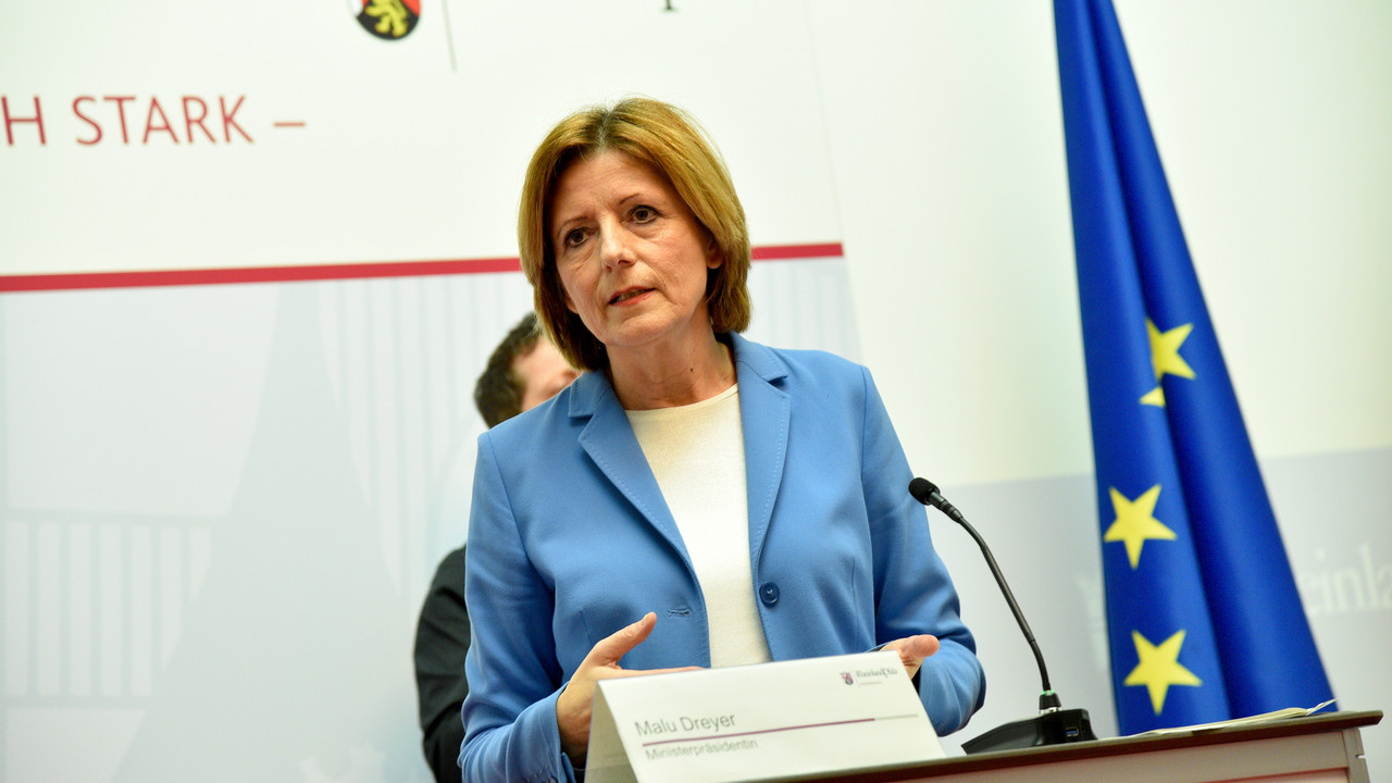 Ministerpräsidentin Malu Dreyer auf der Pressekonferenz