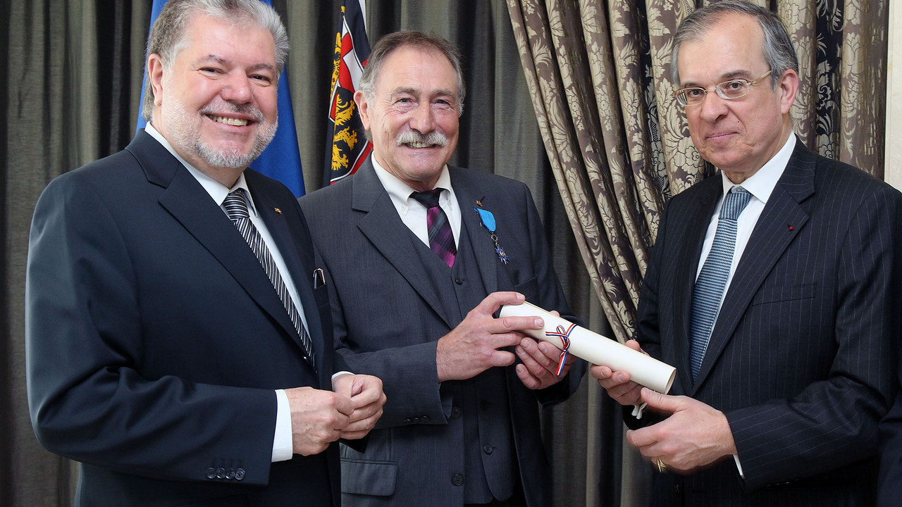 Ministerpräsident Beck, Clemens Nagel und Botschafter Gourdault-Montagne; Bild: Sämmer