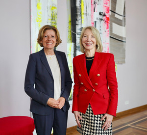 Ministerpräsidentin Malu Dreyer und US-Botschafterin Dr. Amy Gutmann 