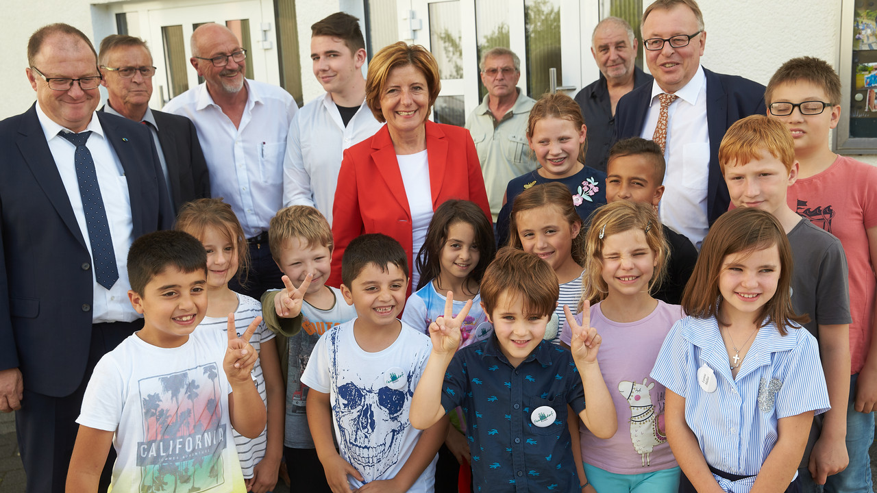 Im Land daheim-Tour - Ministerpräsidentin trifft Ehrenamt im Kreis Ahrweiler