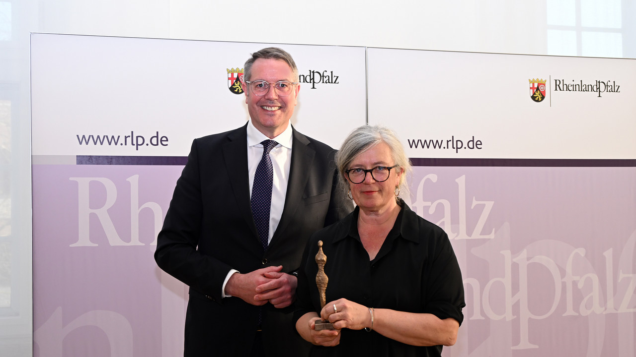 Verleihung des Marie-Juchacz-Frauenpreises 2025 an Christina Clemm