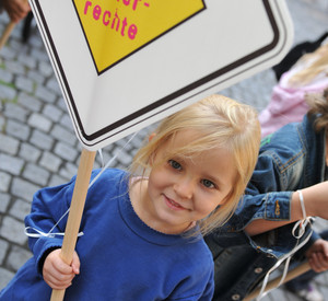 Vorfahrt Kinderrechte; Bild: dpa