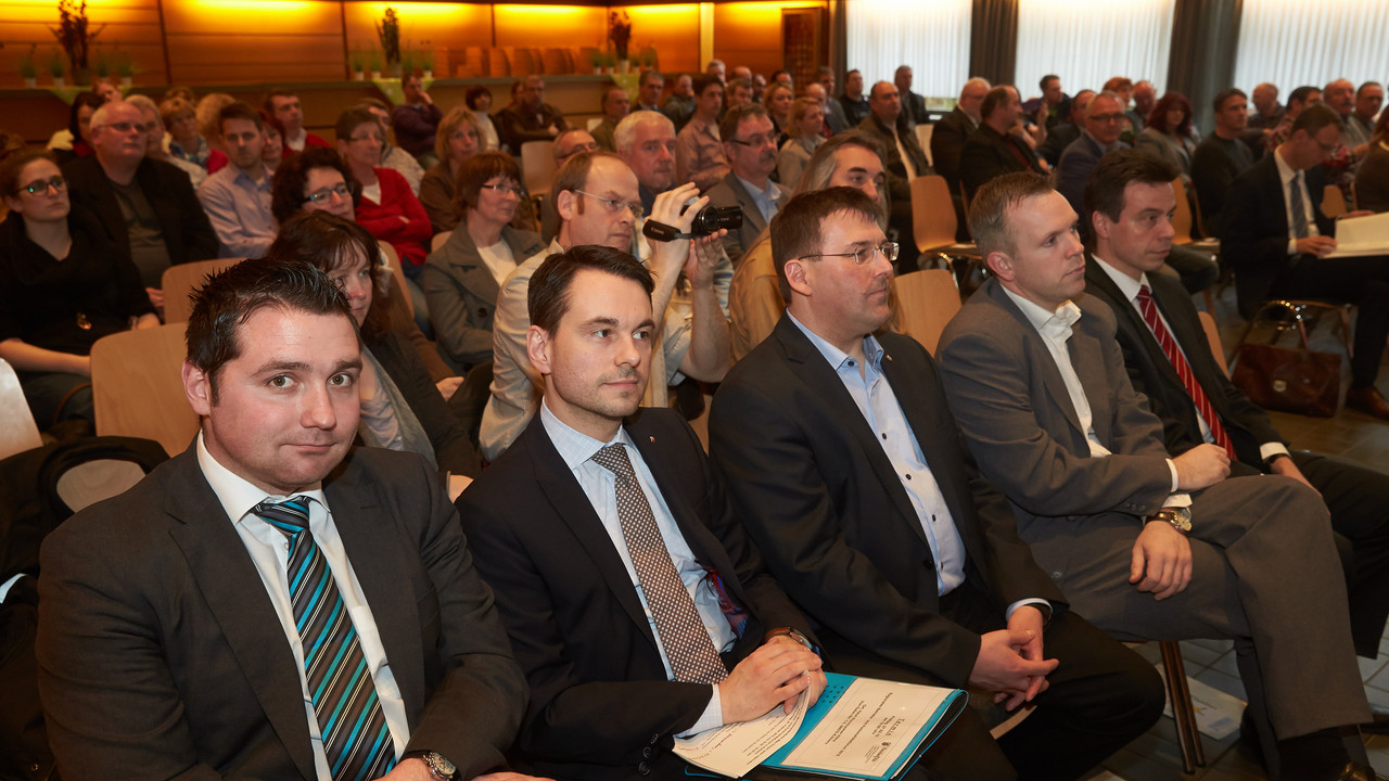 Zum Regionalen Betriebs- und Personalräteforum sind etwa 600 ArbeitnehmervertreterInnen nach Koblenz gekommen; Bild: Frey