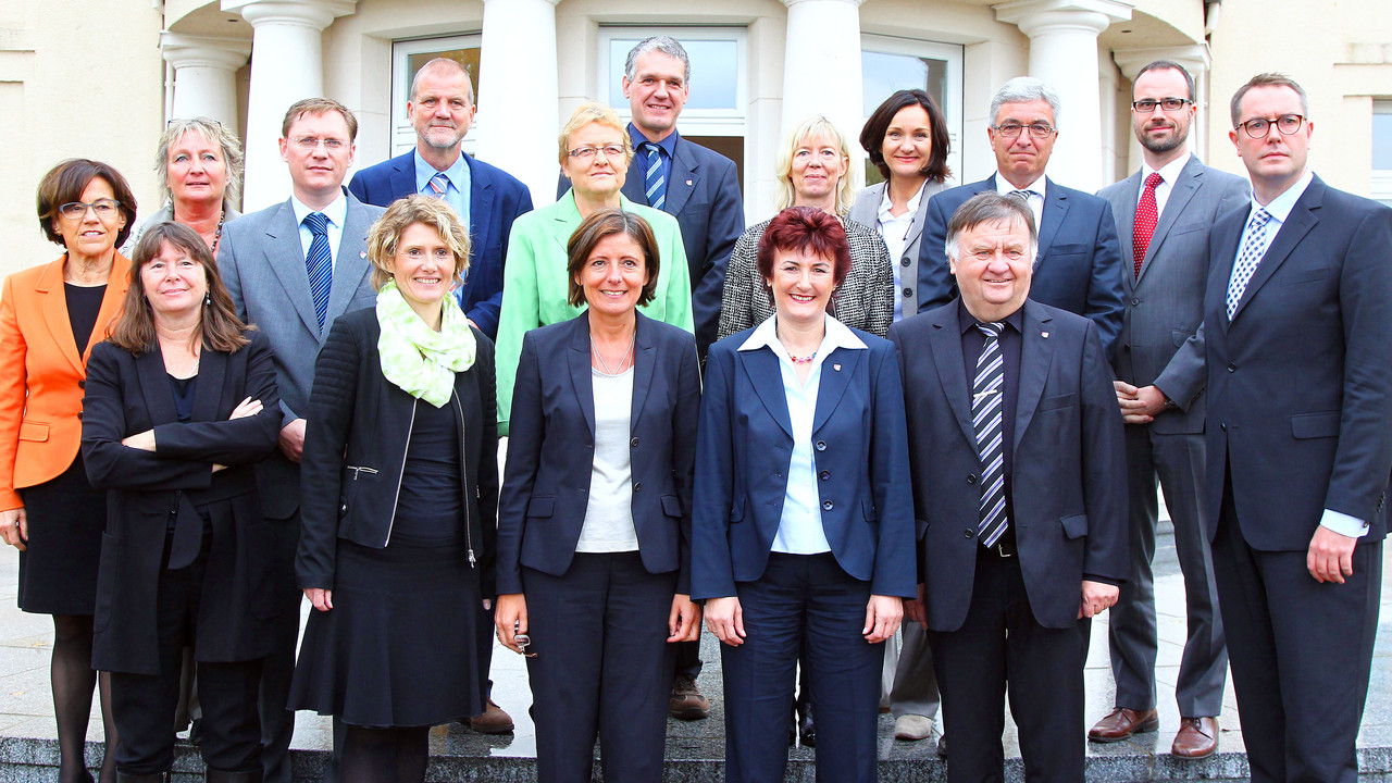 Ministerrat mit dbb-Landesleitung; Bild: Saemmer/ © Staatskanzlei