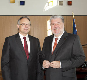 Regierungschef und Finanzminister des Landes Liechtenstein, S.E. Dr. Klaus Tschütscher und Ministerpräsident Kurt Beck; Bild: Martina Pipprich / © Staatskanzlei