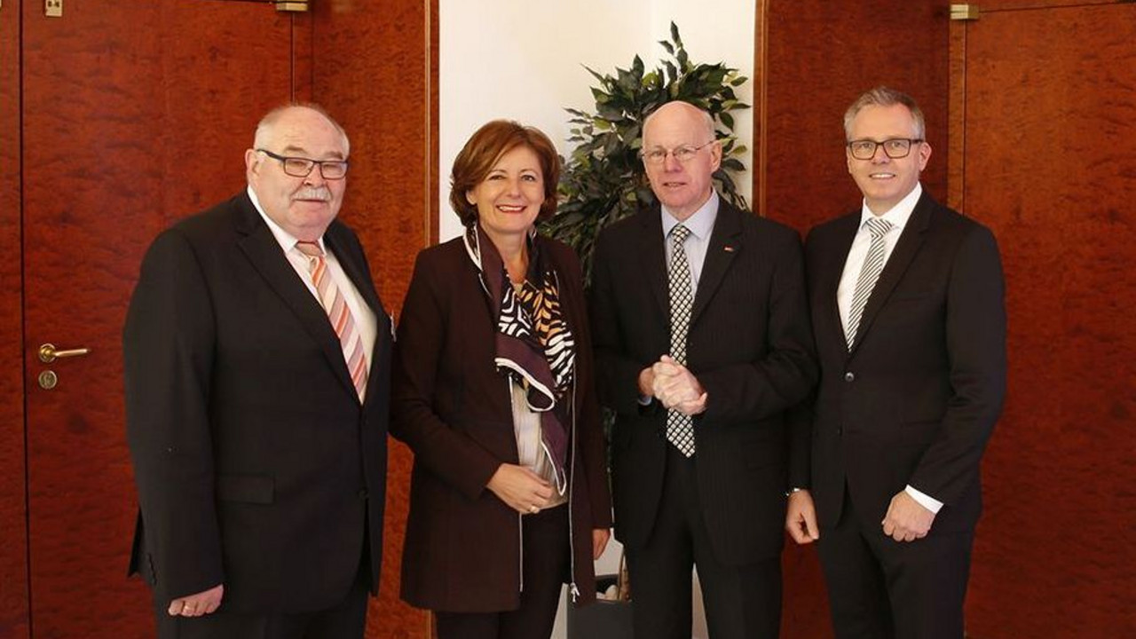 Malu Dreyer bei der Jubiläumsfeier anlässlich 100 Jahre Industrieverbände Neustadt e.V.